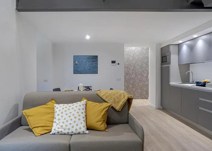 Suite Roma - By Myhomeincomo